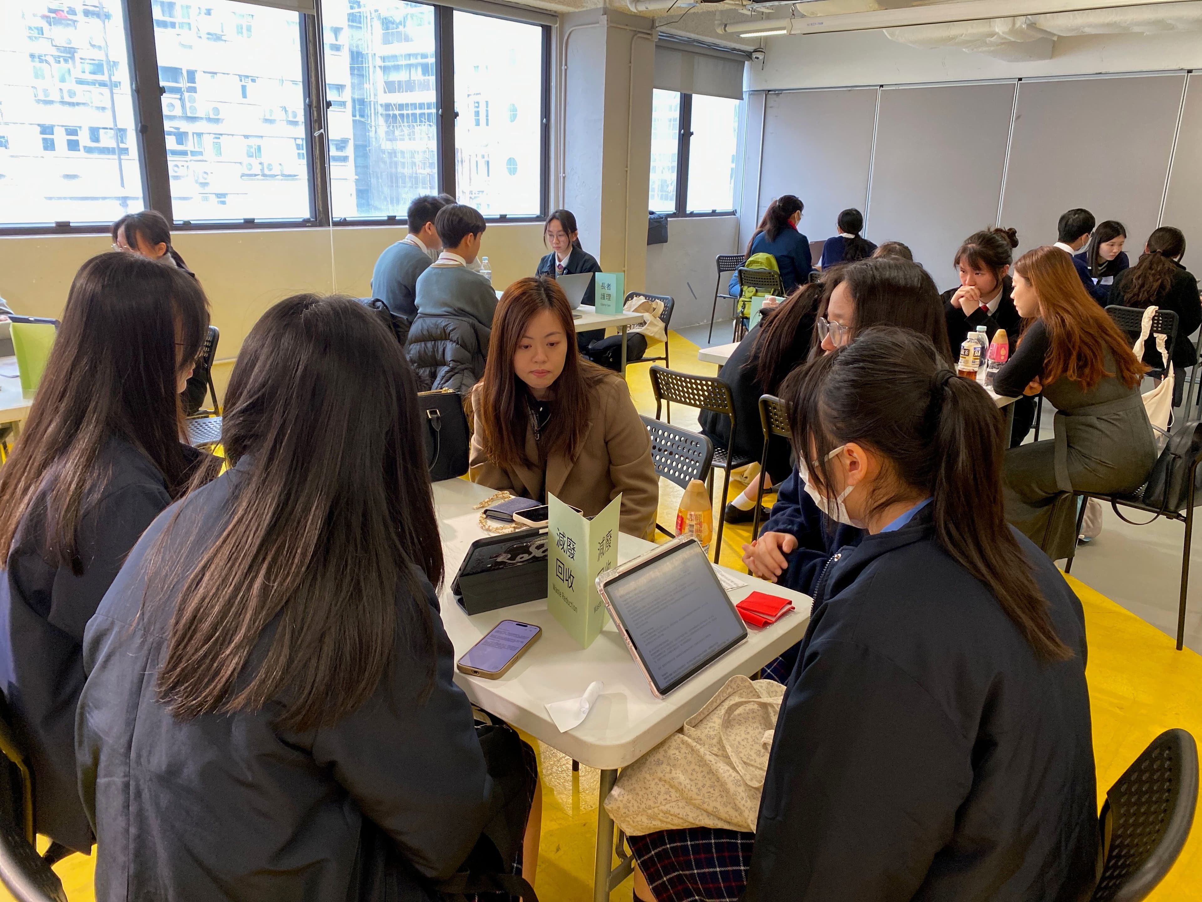 Students Bring New Meaning to Mentoring @ IdeaPOP!