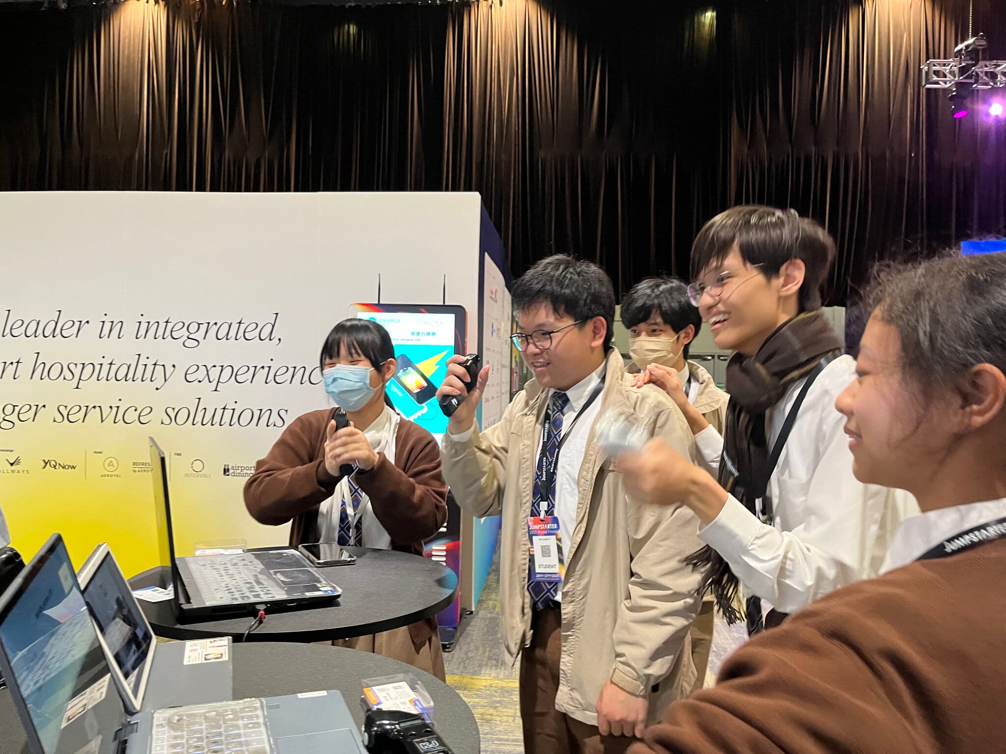 A Visionary Field Trip at JUMPSTARTER 2025 - Inspiring Tomorrow's Innovators_8